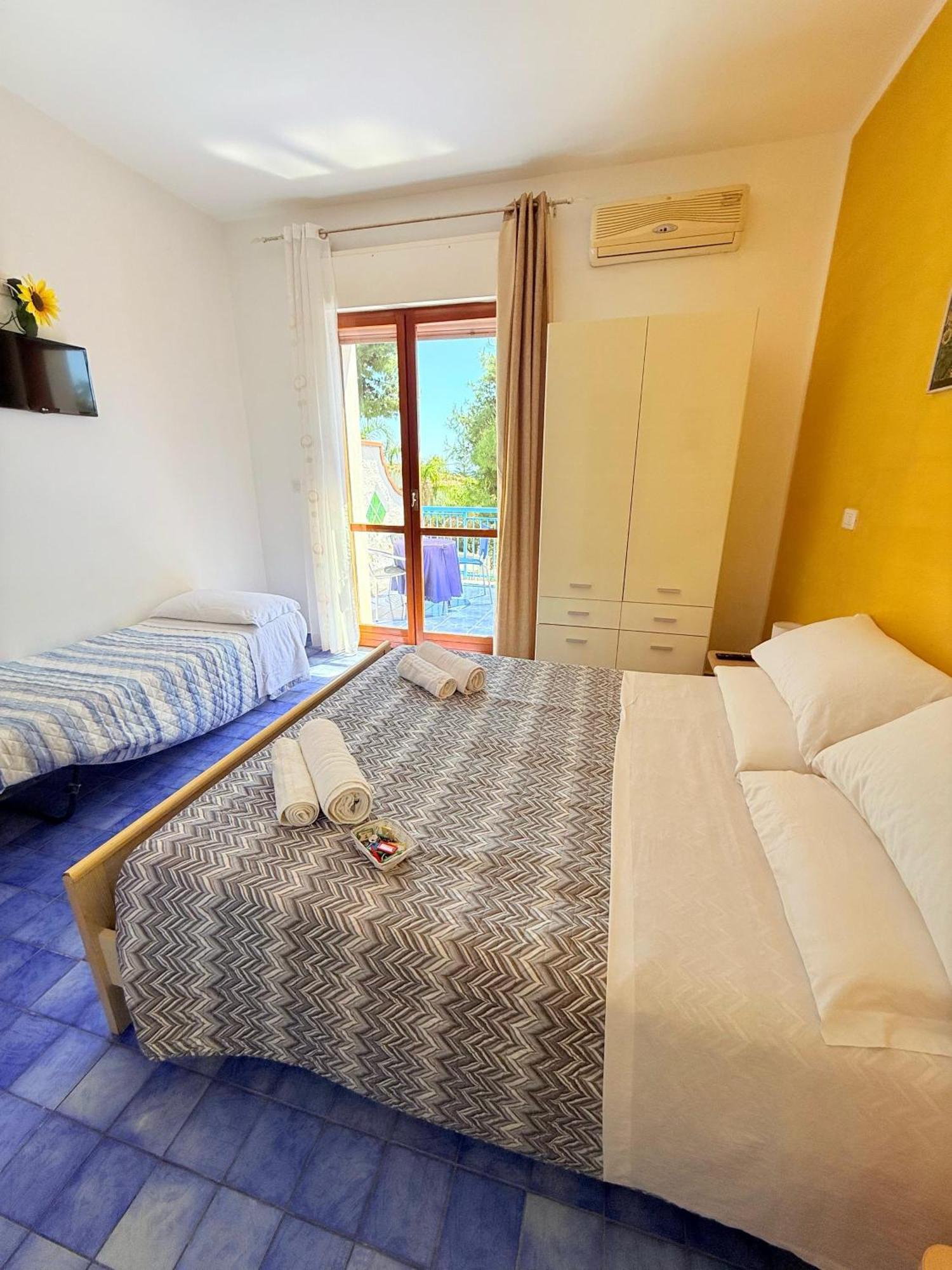 Nido Colorato B&B Фонтане-Бьянке Экстерьер фото